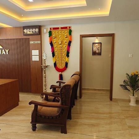מלון Mannarakkat Gateway Residency מראה חיצוני תמונה